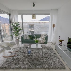 Garden Residence Ascona - Living room with large windows - Kristal SA